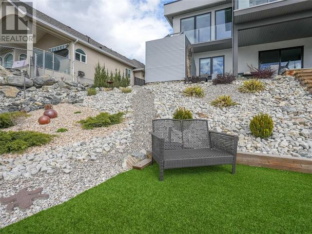 316 Heritage Boulevard, House detached with 3 bedrooms, 3 bathrooms and 2 parking in Okanagan Similkameen D BC | Image 43