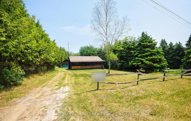 146 Rusaw Rd, House detached with 2 bedrooms, 1 bathrooms and 11 parking in North Kawartha ON | Image 17