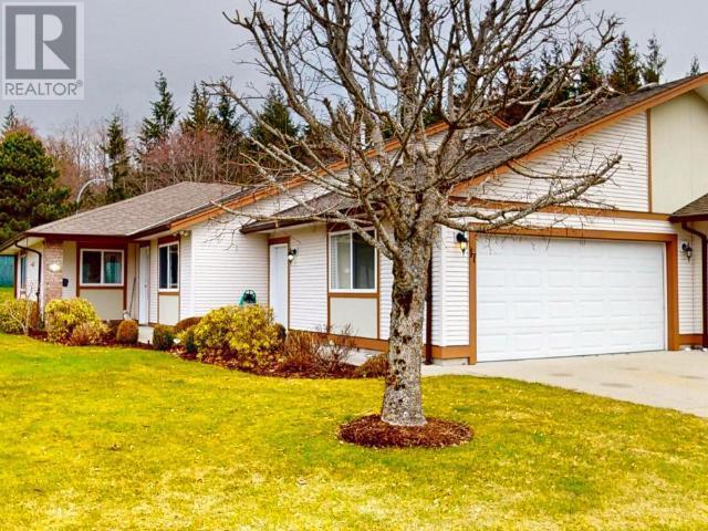 17 - 4897 Ontario Ave, House semidetached with 2 bedrooms, 2 bathrooms and null parking in Powell River BC | Image 1