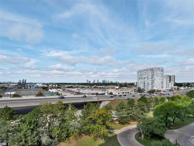 811 - 301 Prudential Dr, Condo with 3 bedrooms, 2 bathrooms and 1 parking in Toronto ON | Image 13