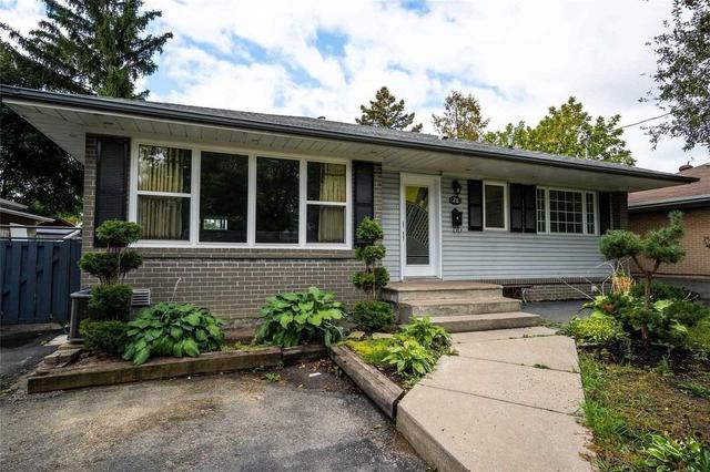 Upper - 28 Lesbury Ave, House detached with 3 bedrooms, 1 bathrooms and 2 parking in Brampton ON | Image 5