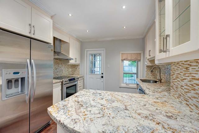 61 Leuty Ave, House semidetached with 3 bedrooms, 3 bathrooms and 1 parking in Toronto ON | Image 29