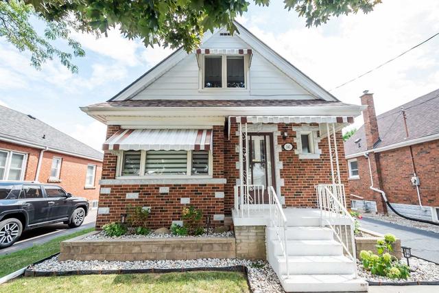 161 Adair Ave S, House detached with 3 bedrooms, 1 bathrooms and 6 parking in Hamilton ON | Image 12