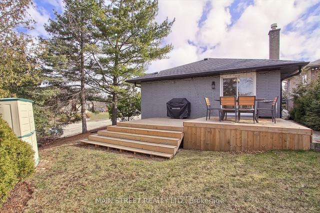 1 Hillavon Dr, House detached with 3 bedrooms, 2 bathrooms and 6 parking in Toronto ON | Image 29