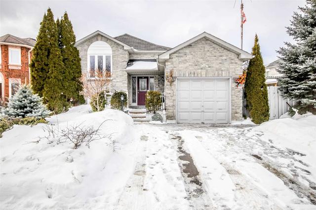 1886 Edenwood Dr, House detached with 3 bedrooms, 1 bathrooms and 2 parking in Oshawa ON | Image 1