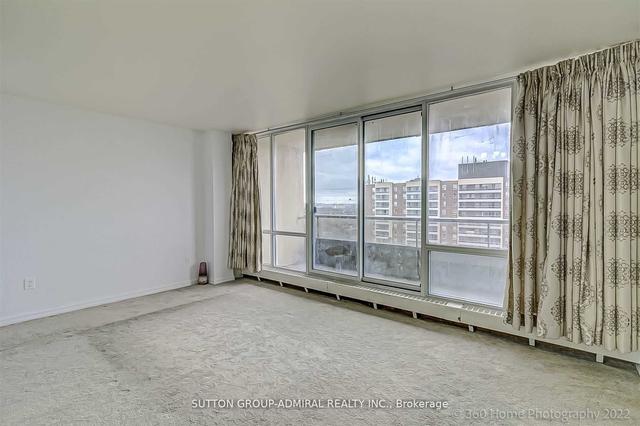 902 - 25 Four Winds Dr, Condo with 2 bedrooms, 1 bathrooms and 1 parking in Toronto ON | Image 24