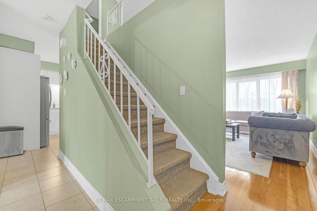 25 - 100 St. Andrews Crt, Townhouse with 3 bedrooms, 3 bathrooms and 2 parking in Hamilton ON | Image 6