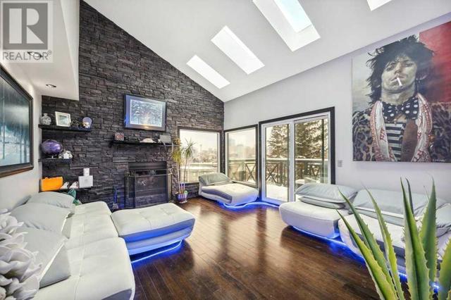 618 10 Street Ne, House detached with 3 bedrooms, 2 bathrooms and 7 parking in Calgary AB | Image 4