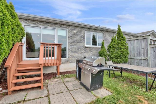 672 Millwood Drive, House attached with 2 bedrooms, 2 bathrooms and 3 parking in Kingston ON | Image 39