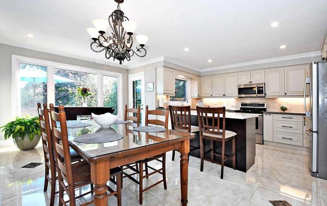 960 Portminster Crt, House detached with 5 bedrooms, 5 bathrooms and 6 parking in Newmarket ON | Image 5