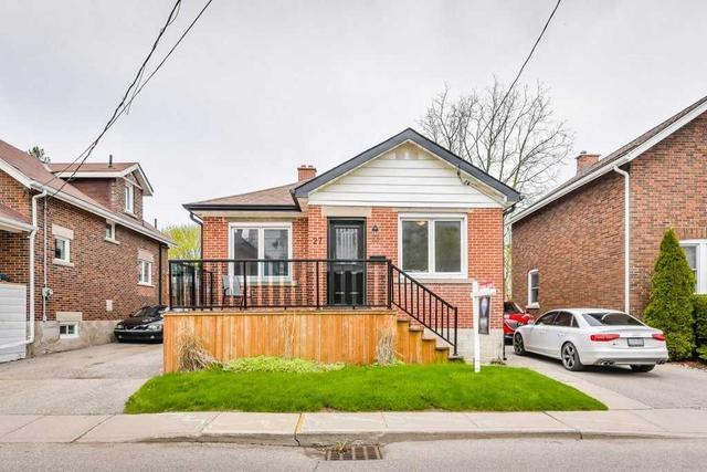 27 Verney St, House detached with 3 bedrooms, 1 bathrooms and 6 parking in Guelph ON | Image 1