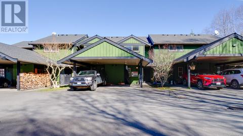 4 - 301 Arnet Rd, House attached with 2 bedrooms, 1 bathrooms and 1 parking in Tofino BC | Card Image