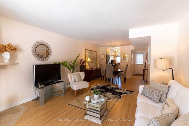 17 - 31 Laguna Pkwy, Townhouse with 2 bedrooms, 2 bathrooms and 1 parking in Ramara ON | Image 8