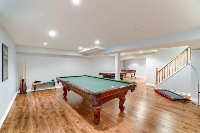 1528 Hollywell Ave, House detached with 4 bedrooms, 4 bathrooms and 6 parking in Mississauga ON | Image 25