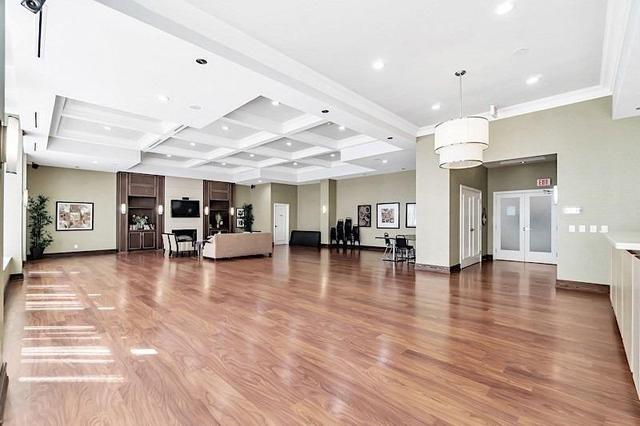 404 - 30 North Park Rd, Condo with 1 bedrooms, 2 bathrooms and 1 parking in Vaughan ON | Image 14