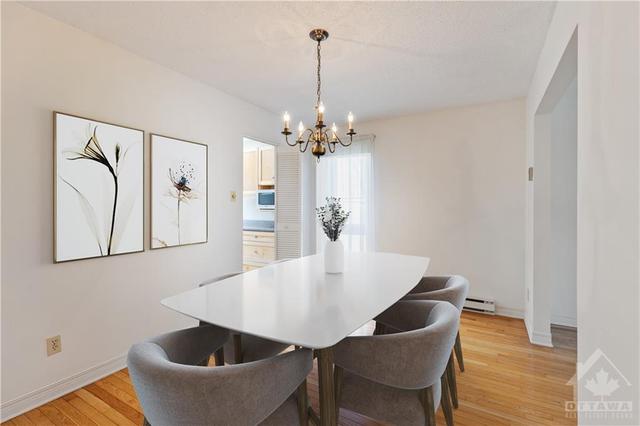 81 Peary Way, Townhouse with 3 bedrooms, 2 bathrooms and 1 parking in Ottawa ON | Image 5