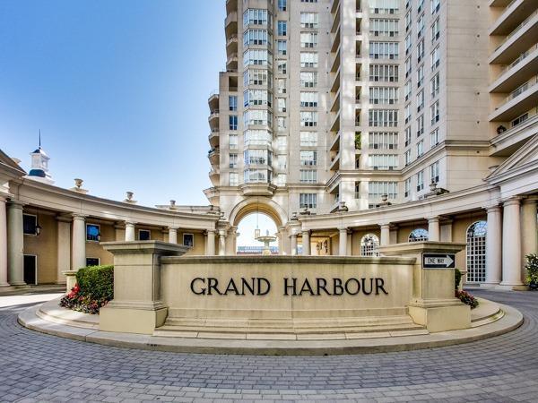 th127 - 2289 Lake Shore Blvd W, Townhouse with 2 bedrooms, 3 bathrooms and 2 parking in Toronto ON | Image 20