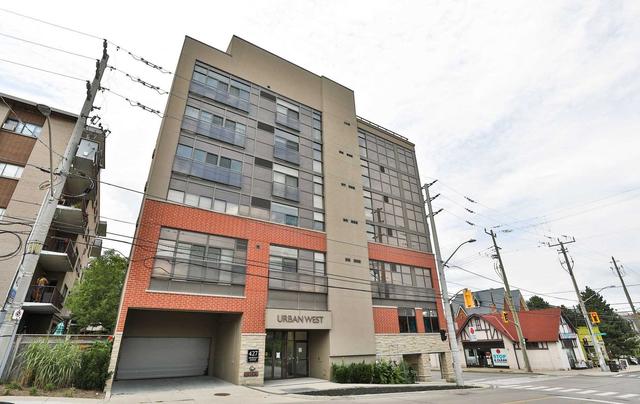 501 - 427 Aberdeen Ave, Condo with 2 bedrooms, 1 bathrooms and 1 parking in Hamilton ON | Image 1