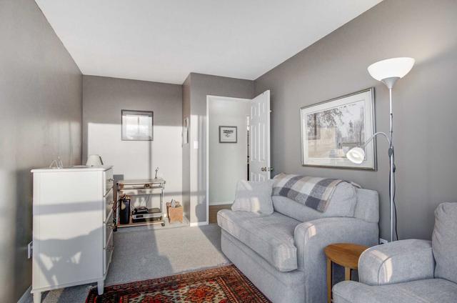 753 - 24 Southport St, Condo with 2 bedrooms, 1 bathrooms and 2 parking in Toronto ON | Image 6