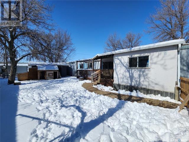 106 Larch Street, Home with 2 bedrooms, 1 bathrooms and null parking in Caronport SK | Image 17