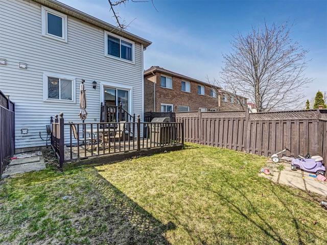 18 Weather Vane Lane, House semidetached with 3 bedrooms, 4 bathrooms and 5 parking in Brampton ON | Image 32
