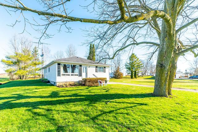 536 Cambray Rd, House detached with 2 bedrooms, 2 bathrooms and 4 parking in Kawartha Lakes ON | Image 12