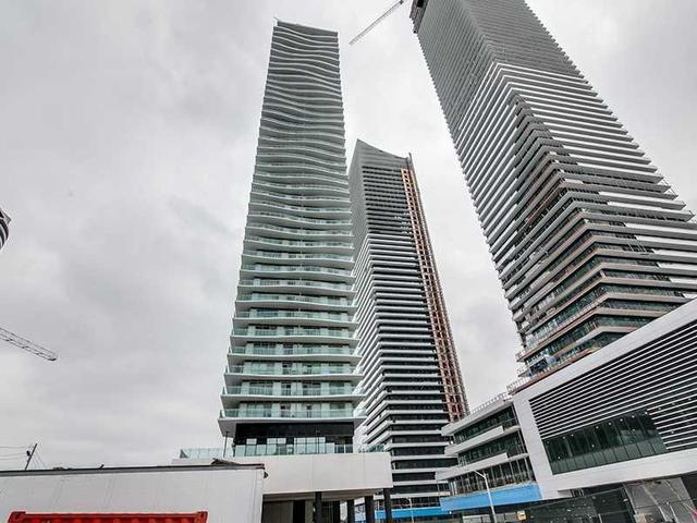 Lph3701 - 33 Shore Breeze Dr, Condo with 2 bedrooms, 3 bathrooms and 2 parking in Toronto ON | Image 1