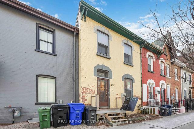 457 Queen St E, House attached with 4 bedrooms, 2 bathrooms and 0 parking in Toronto ON | Image 12