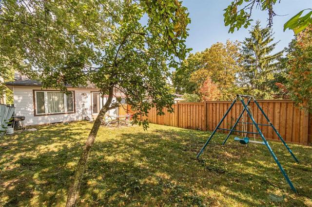 2350 Coldstream Dr, House detached with 3 bedrooms, 2 bathrooms and 3 parking in Burlington ON | Image 22
