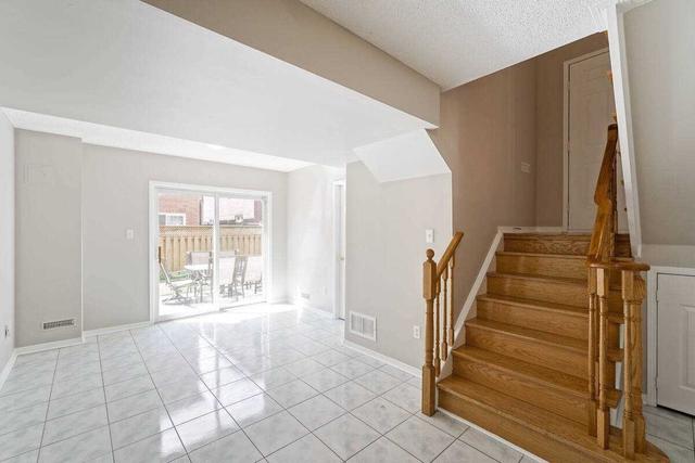 54 Platinum Dr, House detached with 4 bedrooms, 3 bathrooms and 5 parking in Toronto ON | Image 18