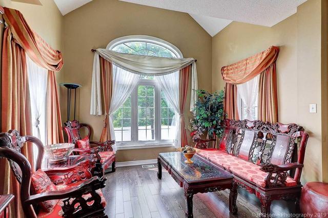 5 Sandcherry Ave, House detached with 4 bedrooms, 3 bathrooms and 4 parking in Markham ON | Image 4