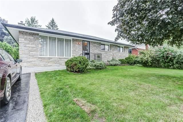 166 Delmar Dr, House detached with 3 bedrooms, 2 bathrooms and 3 parking in Hamilton ON | Image 1