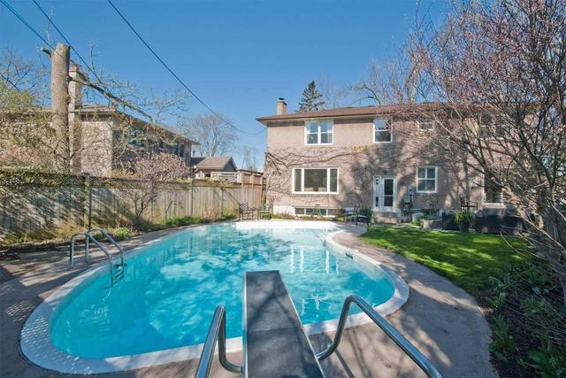 49 Regency Sq, House detached with 5 bedrooms, 4 bathrooms and 4 parking in Toronto ON | Image 18