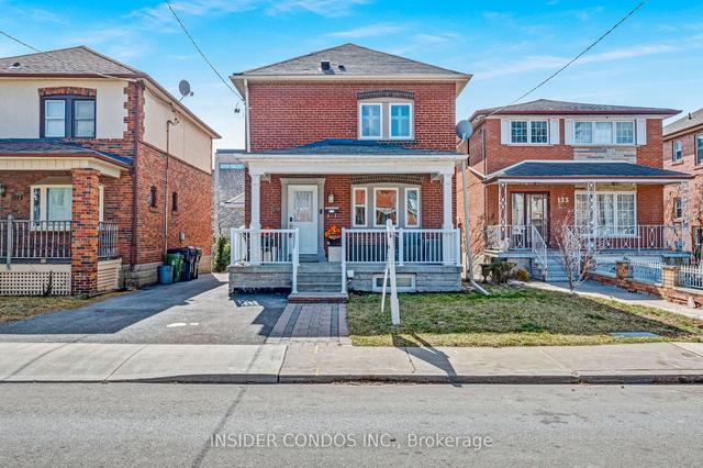 135 William St, House detached with 3 bedrooms, 3 bathrooms and 5 parking in Toronto ON | Image 1