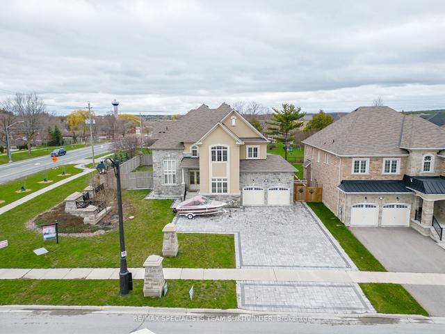 2 Parkheights Tr, House detached with 4 bedrooms, 5 bathrooms and 10 parking in King ON | Image 1