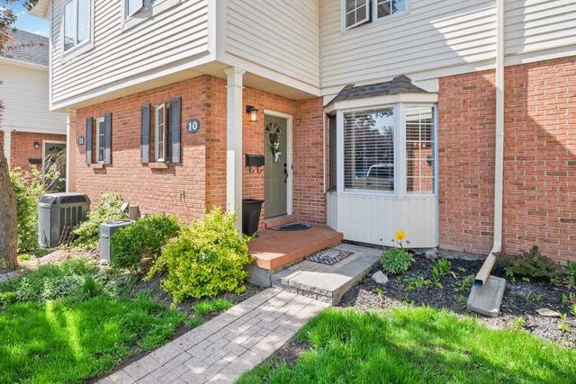 10 - 275 Pelham Rd, Townhouse with 3 bedrooms, 3 bathrooms and 1 parking in St. Catharines ON | Image 1
