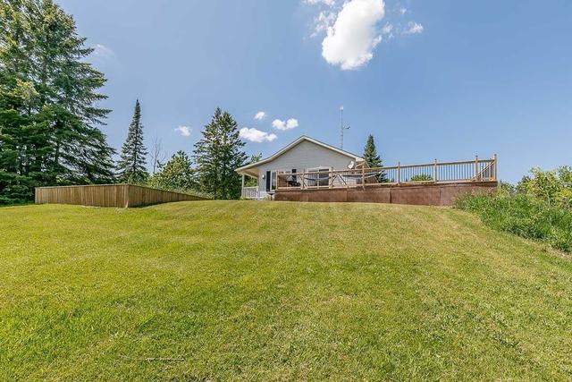 103 Mckay Crt, House detached with 2 bedrooms, 2 bathrooms and 11 parking in Meaford ON | Image 14