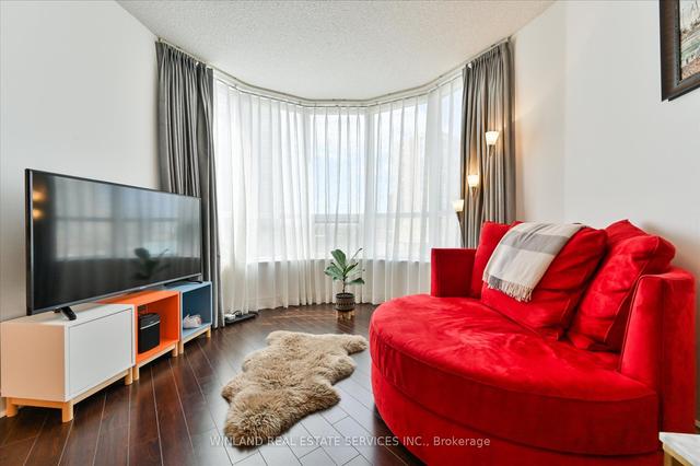 529 - 500 Doris Ave, Condo with 2 bedrooms, 2 bathrooms and 1 parking in Toronto ON | Image 32