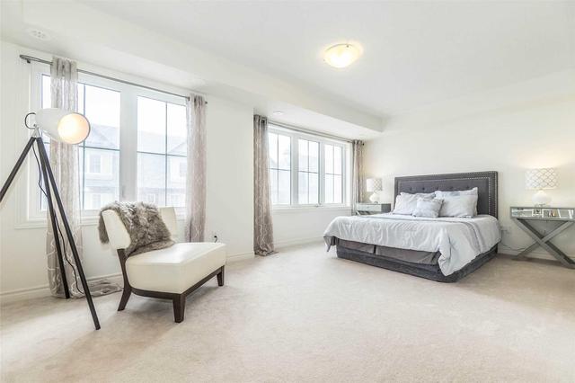09 - 8 Eaton Park Lane, House attached with 3 bedrooms, 3 bathrooms and 1 parking in Toronto ON | Image 6