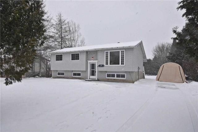 29 Champlain Cres, House detached with 3 bedrooms, 2 bathrooms and 4 parking in Oro Medonte ON | Image 12