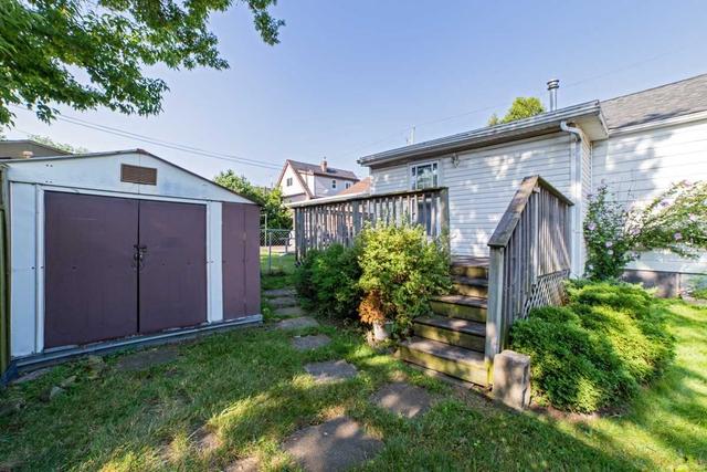 352 Fairfield Ave, House detached with 2 bedrooms, 1 bathrooms and 1 parking in Hamilton ON | Image 20