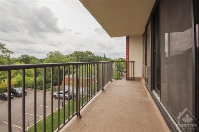 411 - 665 Bathgate Drive, Condo with 3 bedrooms, 2 bathrooms and 1 parking in Ottawa ON | Image 22