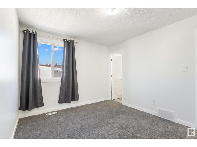 93 Lancaster Tc Nw, House attached with 3 bedrooms, 1 bathrooms and 1 parking in Edmonton AB | Image 34