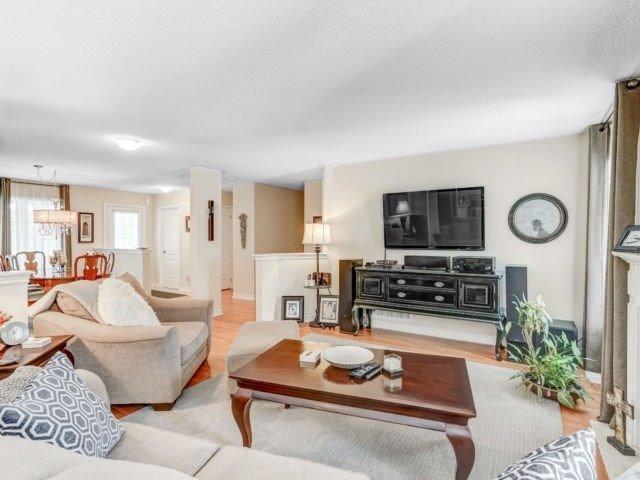 26 Muzzo Dr, Townhouse with 2 bedrooms, 2 bathrooms and 1 parking in Brampton ON | Image 8