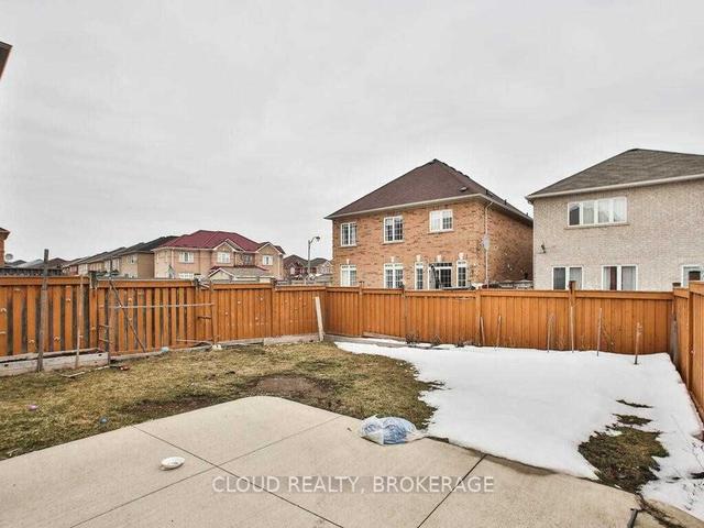 upper - 4 Frenchpark Circ, House detached with 4 bedrooms, 3 bathrooms and 3 parking in Brampton ON | Image 35