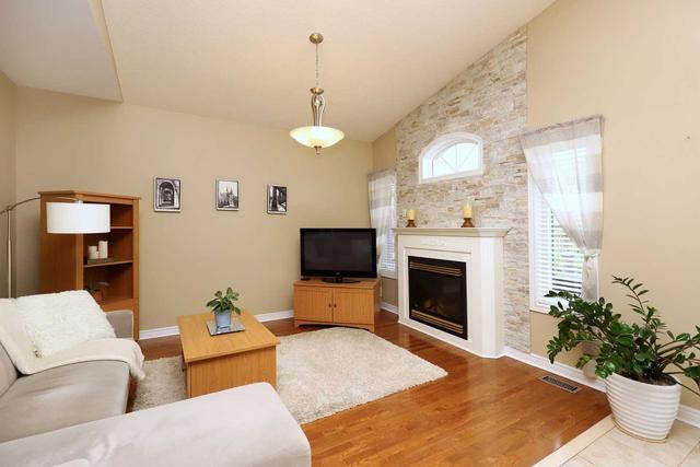 4835 Bloomburg Dr, House detached with 3 bedrooms, 4 bathrooms and 4 parking in Mississauga ON | Image 30
