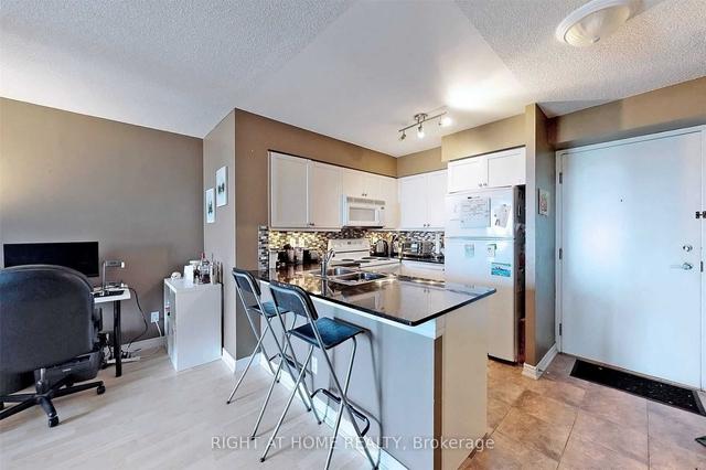 1003 - 1369 Bloor St W, Condo with 1 bedrooms, 1 bathrooms and 1 parking in Toronto ON | Image 2