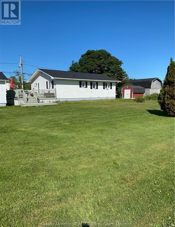 47 Gary Ave, House detached with 2 bedrooms, 1 bathrooms and null parking in Shediac P NB | Image 8