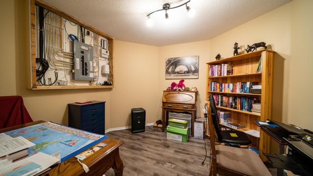 909 8 Avenue, House detached with 4 bedrooms, 3 bathrooms and 6 parking in Wainwright AB | Image 24