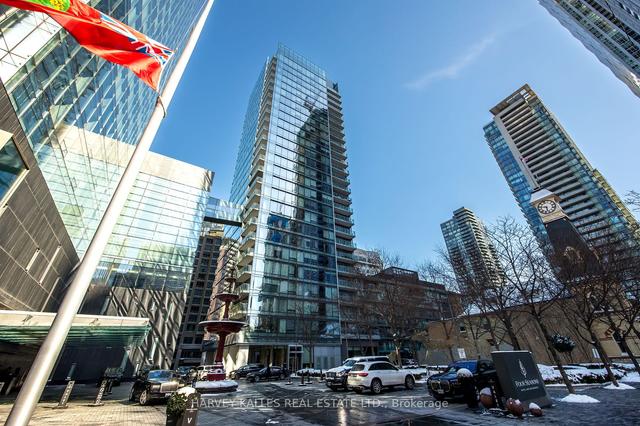 1503 - 55 Scollard St, Condo with 2 bedrooms, 3 bathrooms and 2 parking in Toronto ON | Image 1
